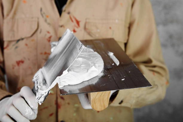 فوائد معجون جوتن في تنعيم الجدران